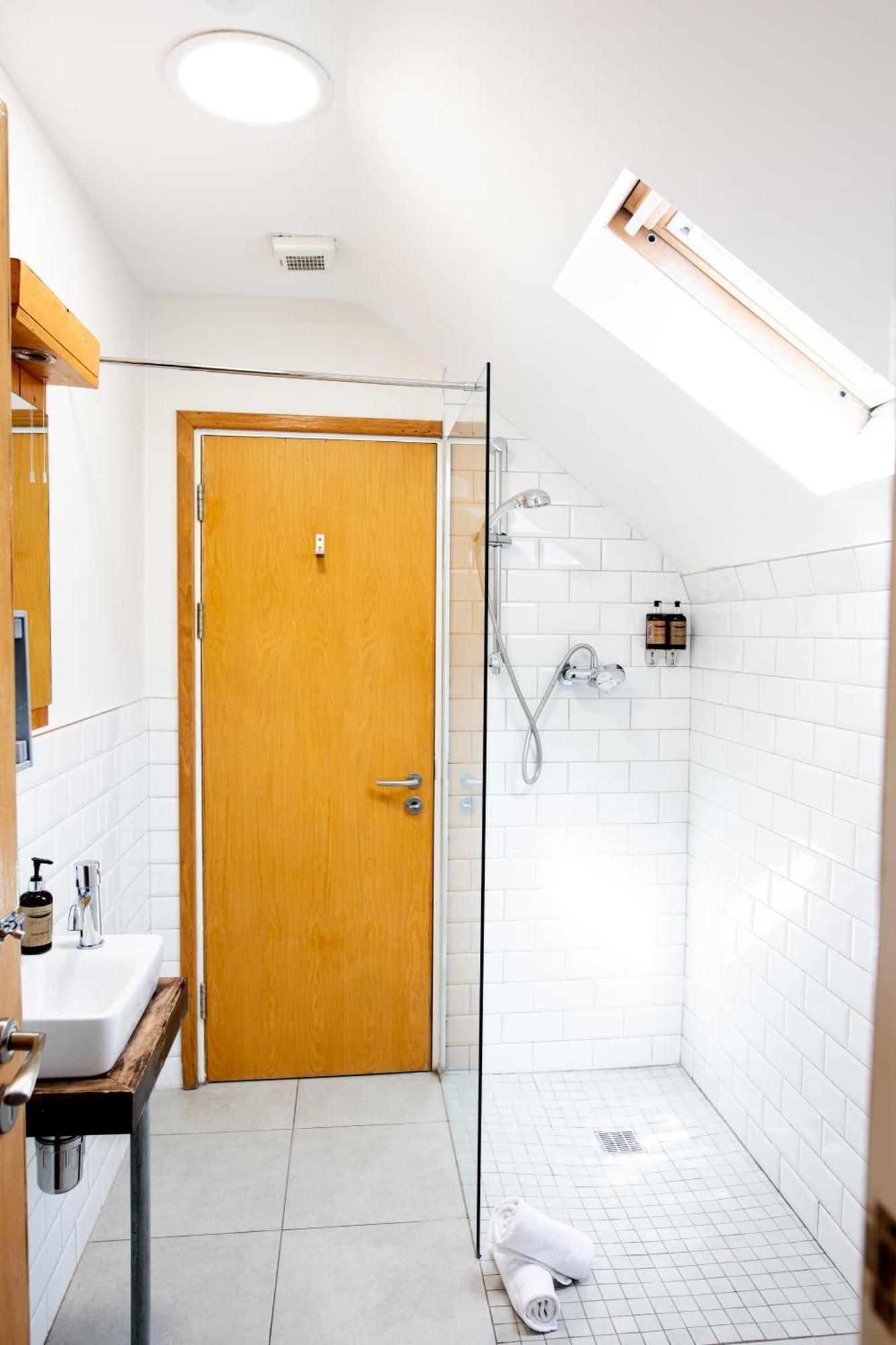 גלוואיי The Nest Boutique Hostel מראה חיצוני תמונה