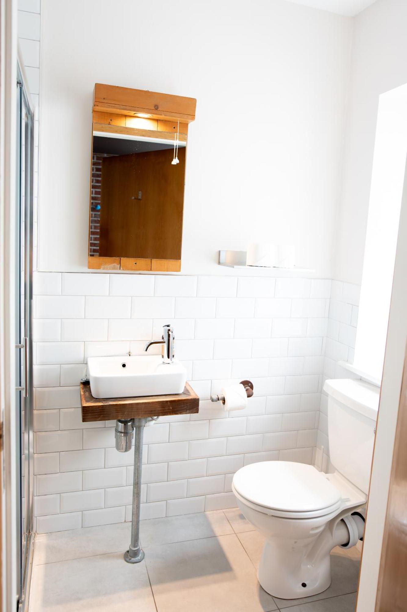 גלוואיי The Nest Boutique Hostel מראה חיצוני תמונה