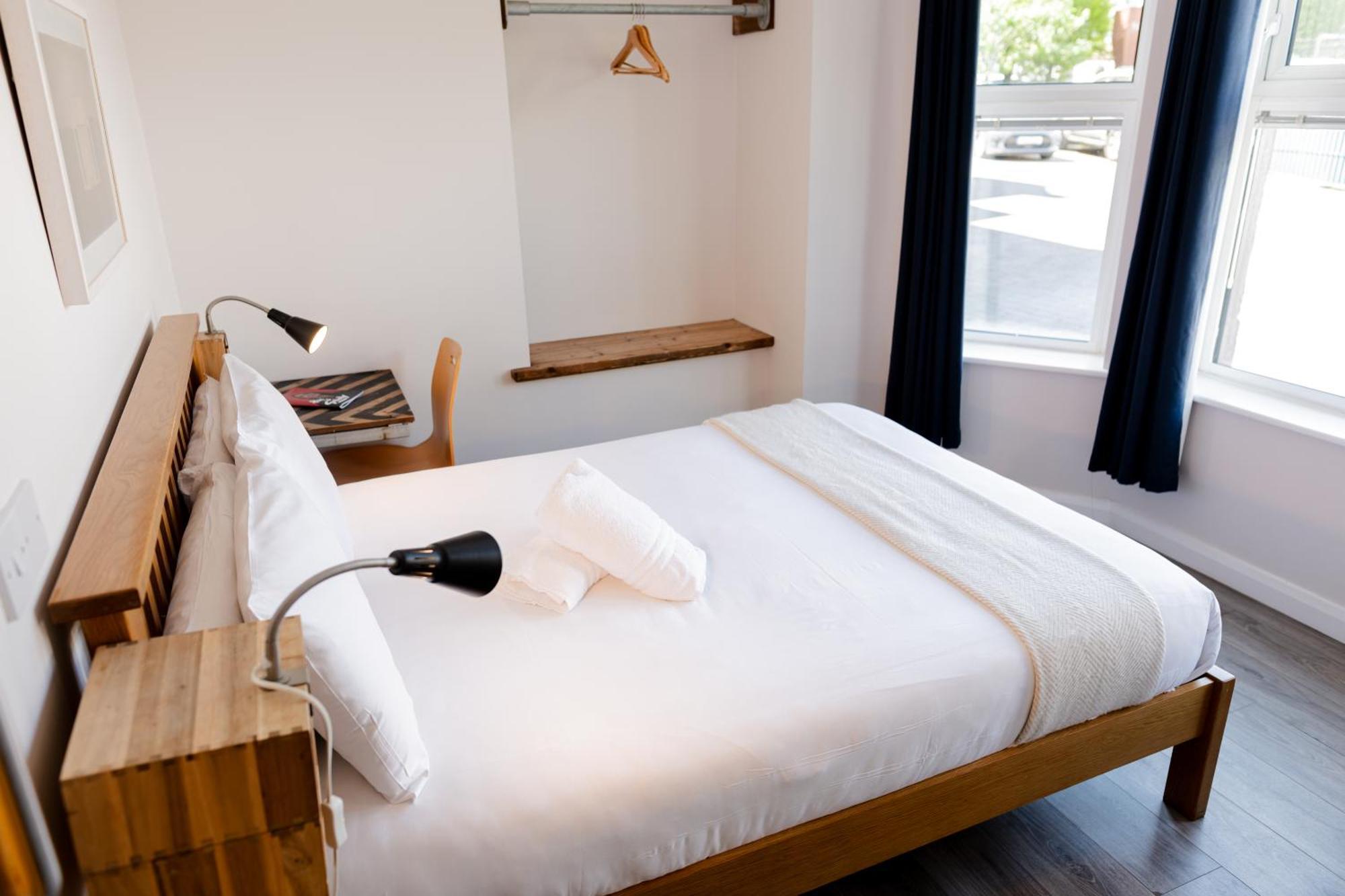 גלוואיי The Nest Boutique Hostel מראה חיצוני תמונה